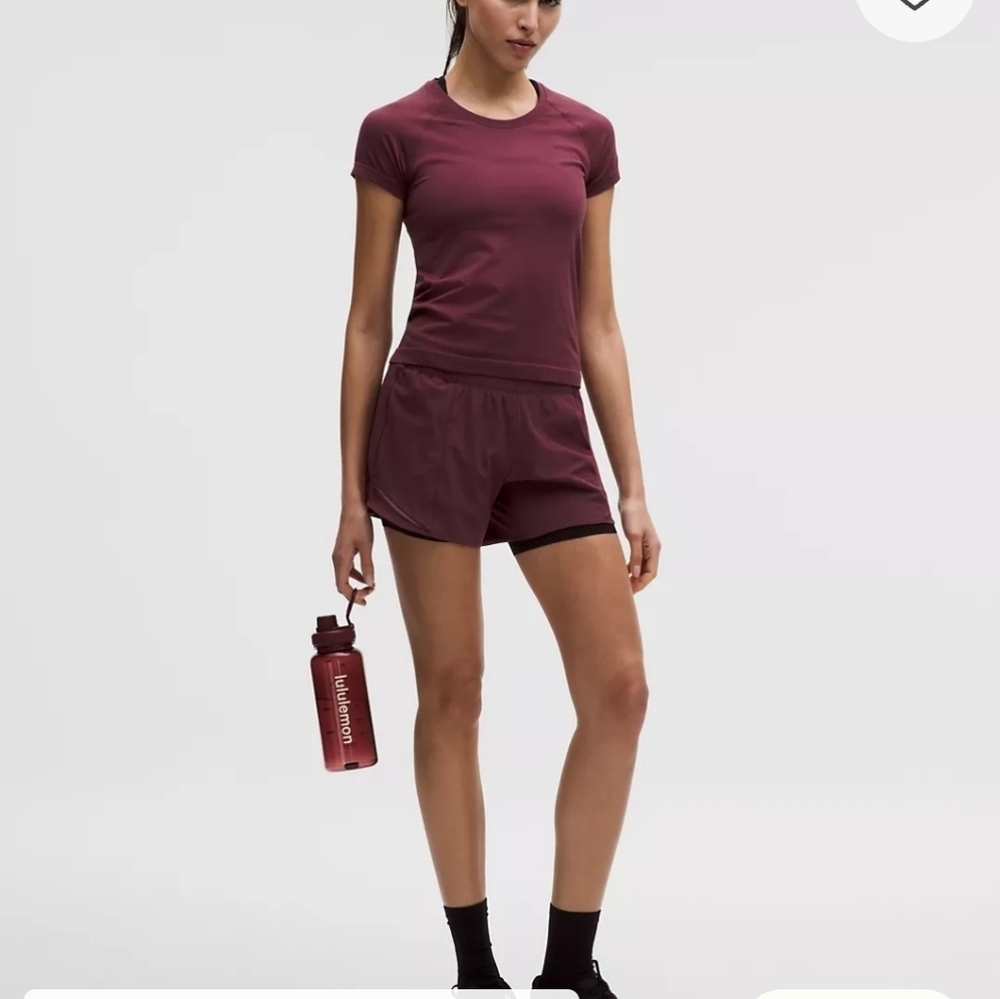 Lululemon shirt size 6